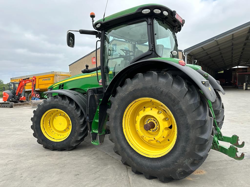 JOHN DEERE 8345R N°1RW8345RAHD117795