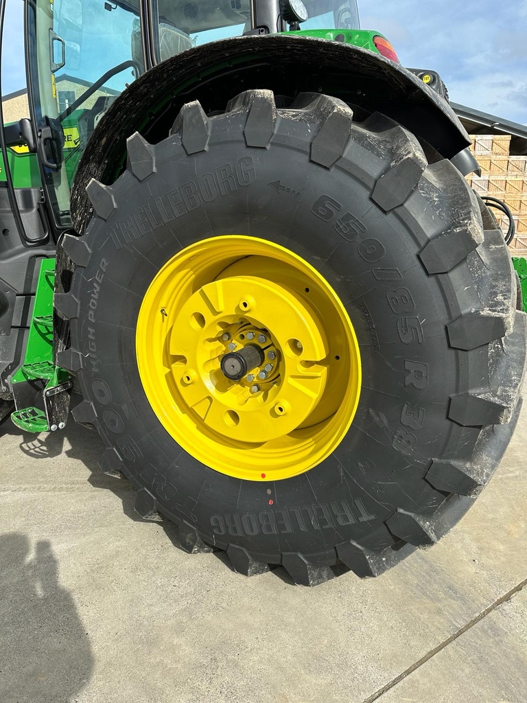 John Deere 6R215 N°1L06215RPPR197370