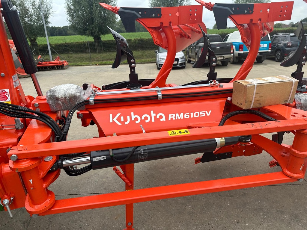 Kubota RM6105V N° YXLPL1J00RAM00445