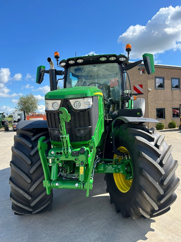 John Deere 6R195 N° 