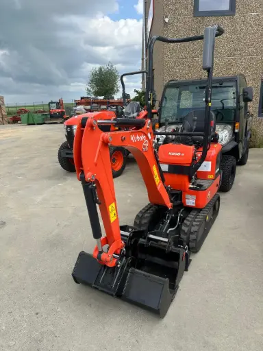 [AR01651] Kubota KX008 N°KBCAZ05BKP3B11950
