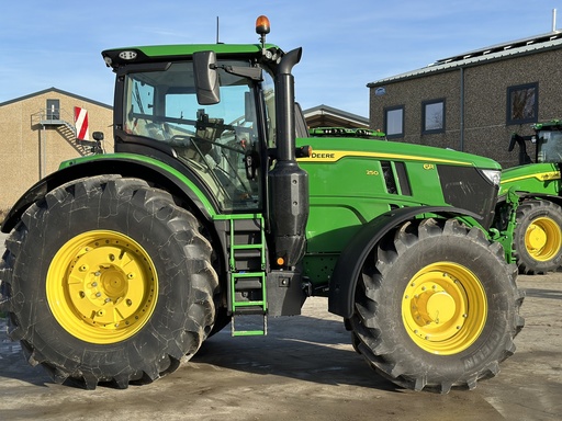 [AR01419] JOHN DEERE 6R250 N°1L06250RVNR163236